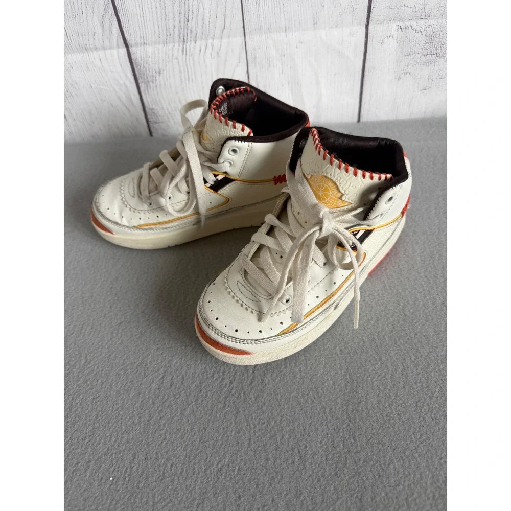 Nike Air Jordan 2 Retro Maison Chateau Rouge Kids Shoes Sail Orange 11C